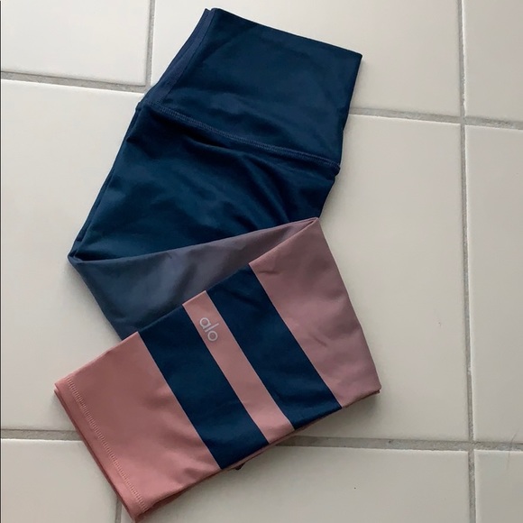 ALO Yoga Pants - Alo Yoga High Waisted Air Brush Capri